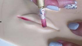 漂唇视频教程,跟随视频教程打造完美唇形